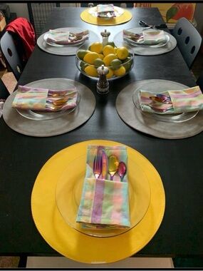 Like New Crate & Barrel  Placemats